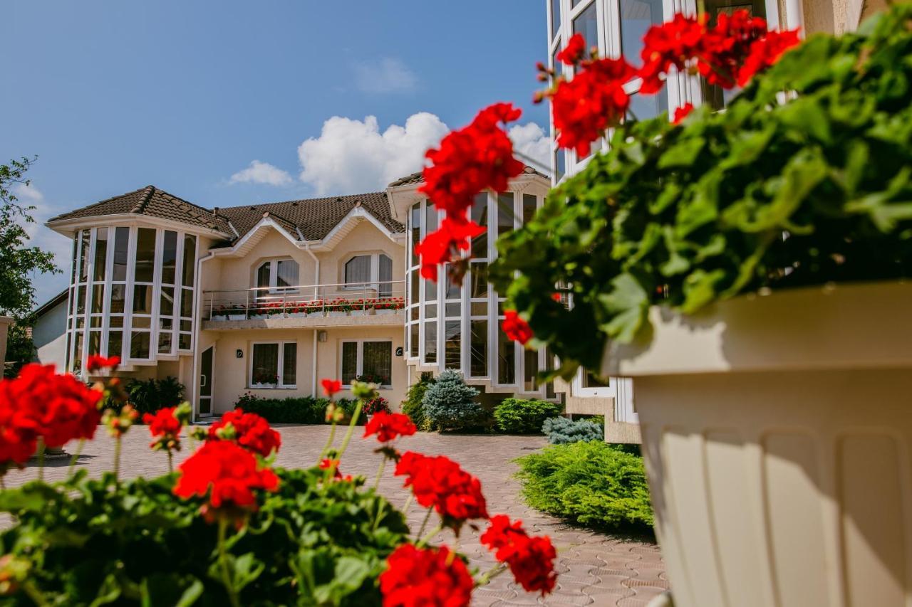 Villa Brussels Deva Exterior photo